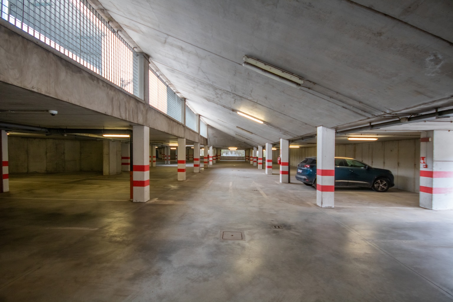 Garage interno con posti auto riservati